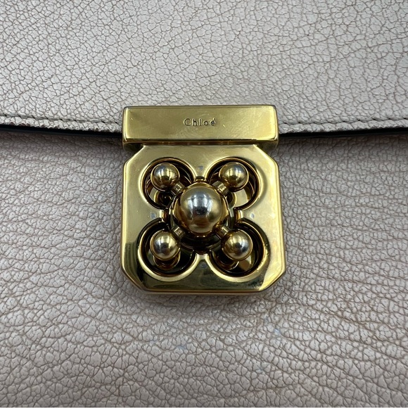 Chloe Elsie Wallet - Cream Chloe Turnlock Wallet - Picture 4 of 17